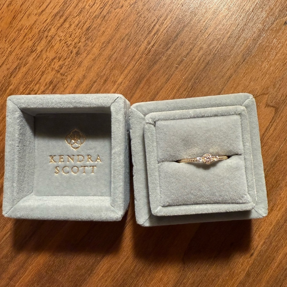 14k Solid Gold Ring - Victoria 14k Yellow Gold Band Ring in White Diamond size 7